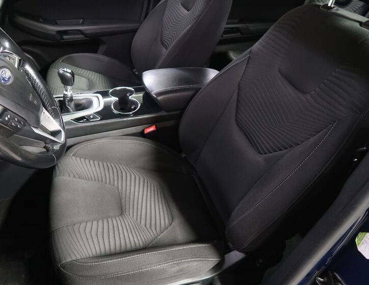 Ford S-MAX 9