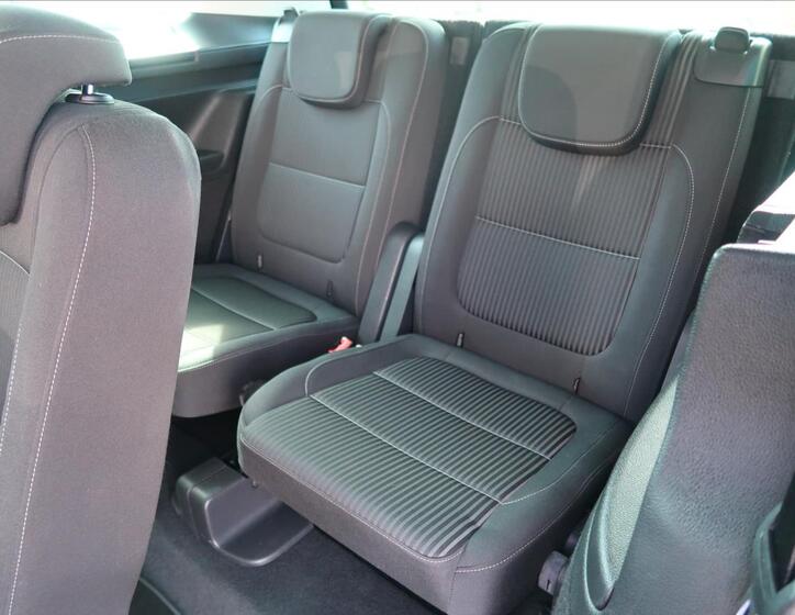 Seat Alhambra 23