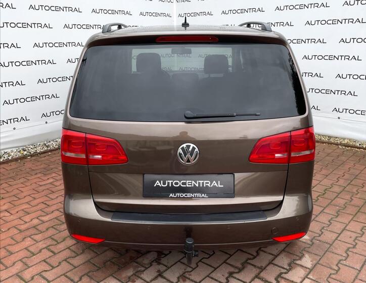 Volkswagen Touran 5