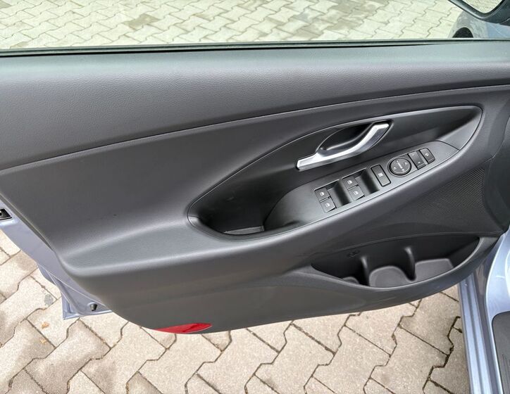 Hyundai i30 12