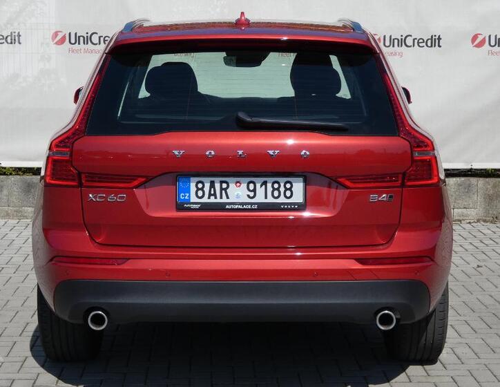 Volvo XC60 4