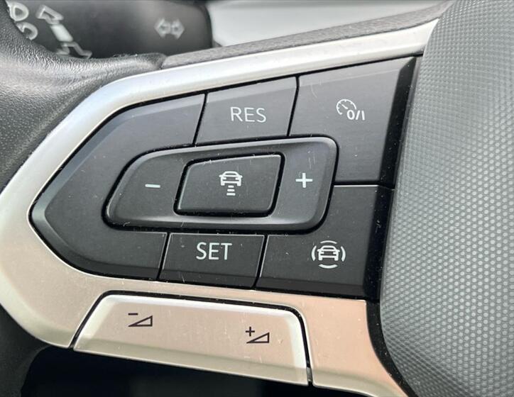 Volkswagen Golf 19