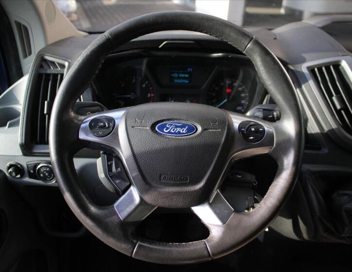 Ford Transit 5