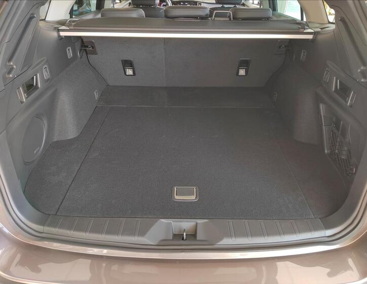 Subaru Outback 12