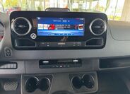 Mercedes-Benz Sprinter 13