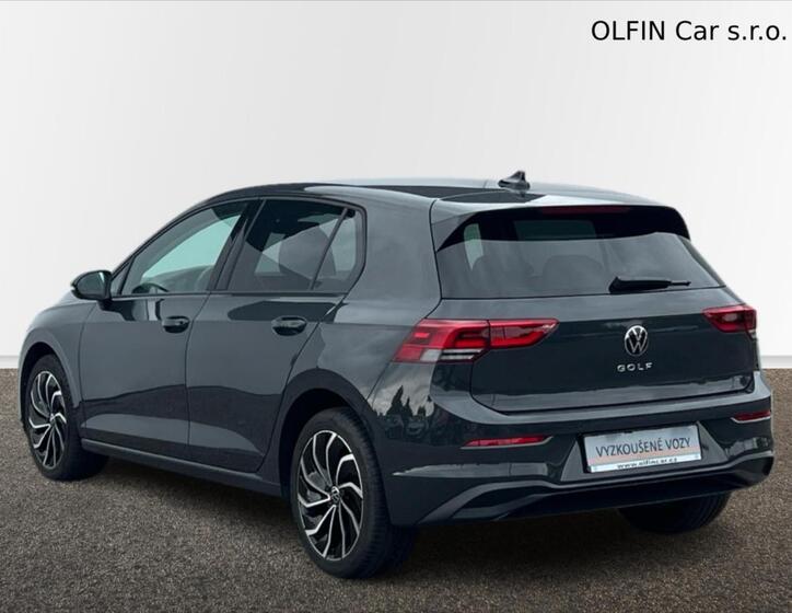 Volkswagen Golf 9