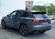 Volkswagen Touareg 4