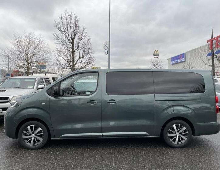 Toyota ProAce Verso 8