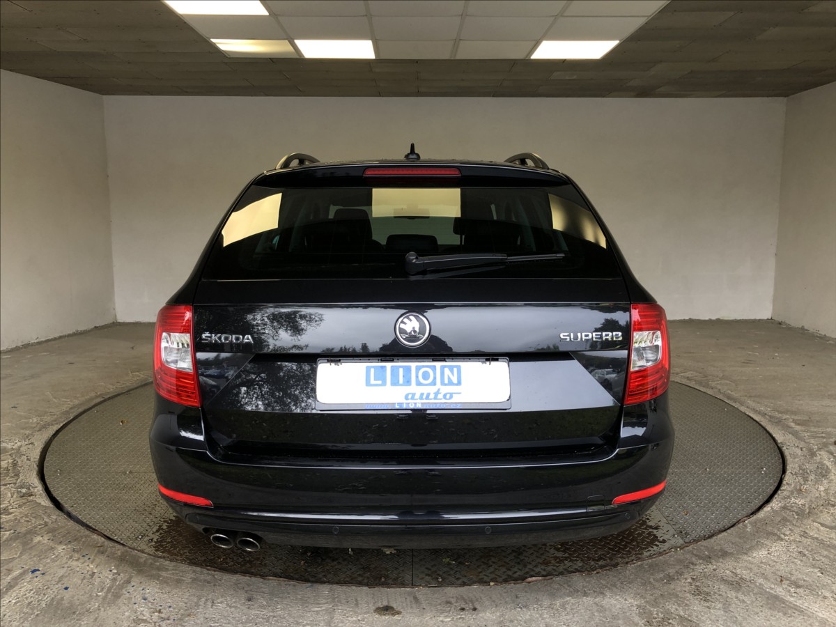 Škoda Superb