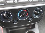 Ford Fiesta 13