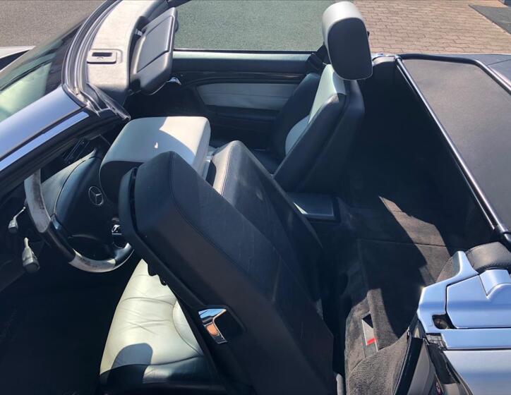 Mercedes-Benz SL 12