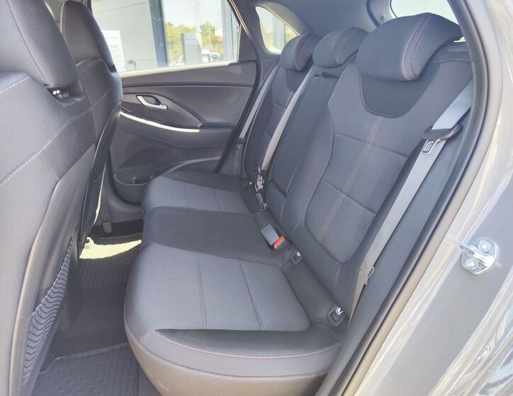 Hyundai i30 11