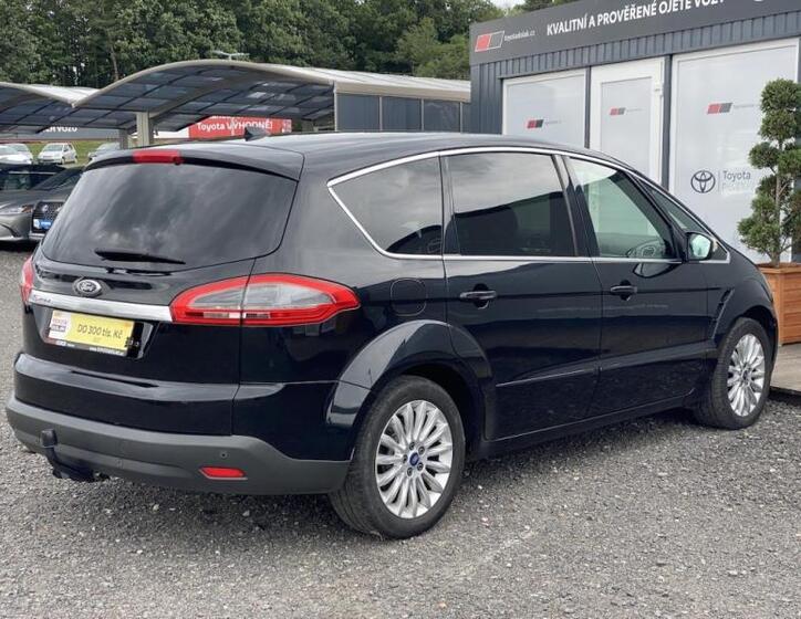Ford S-MAX 6