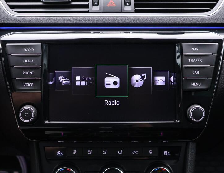 Škoda Superb 19