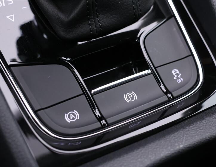 Škoda Karoq 26