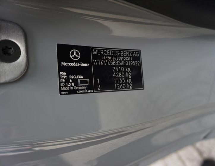 Mercedes-Benz 200 17