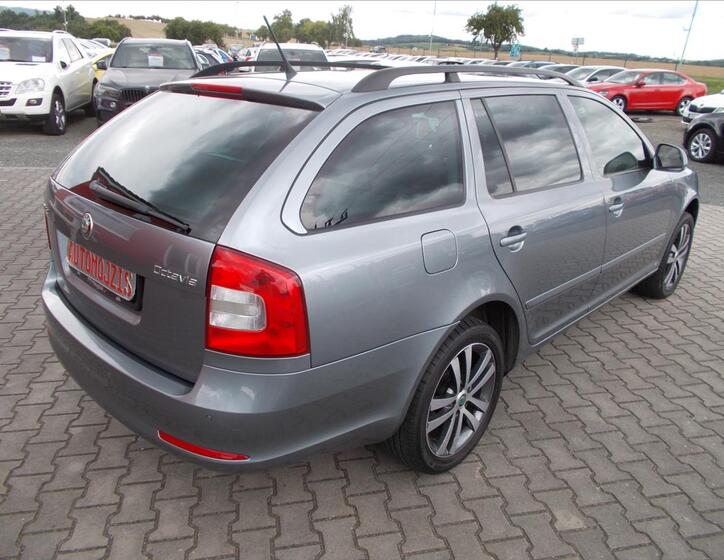 Škoda Octavia 10