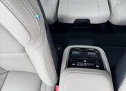 Volvo XC90 16