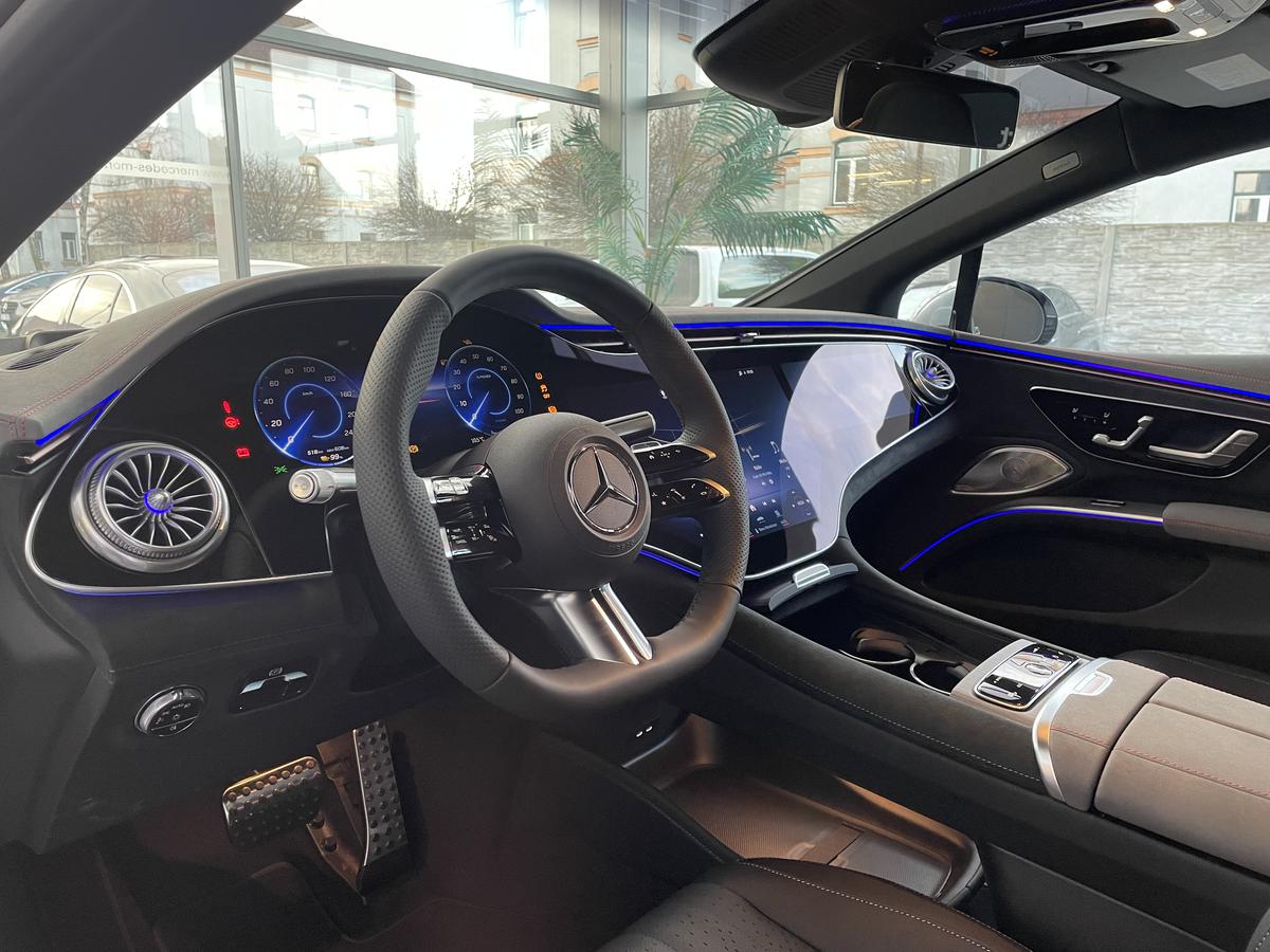 Mercedes-Benz EQS
