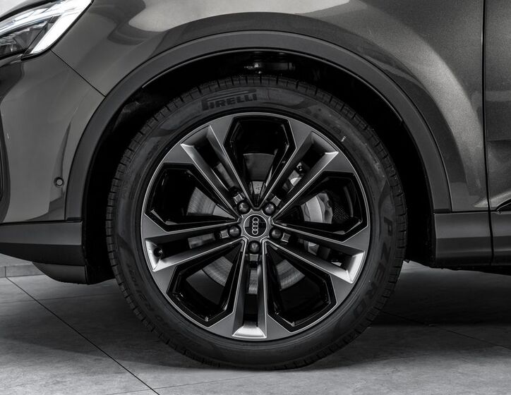Audi Q7 2