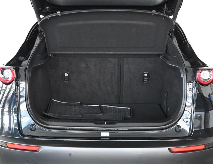 Mazda CX-30 6