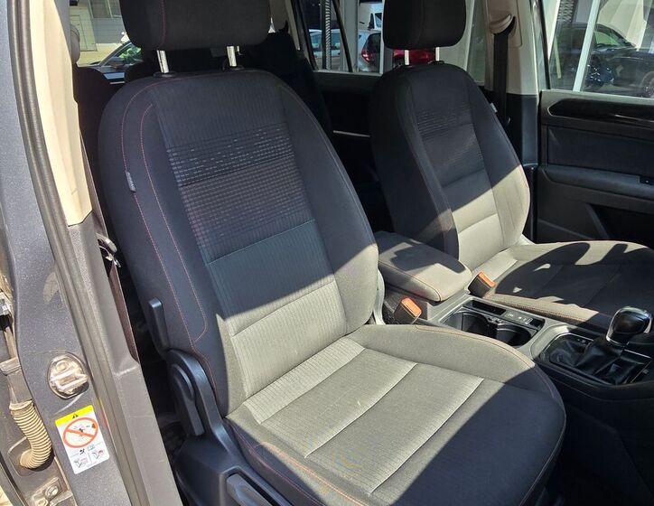 Volkswagen Touran 22