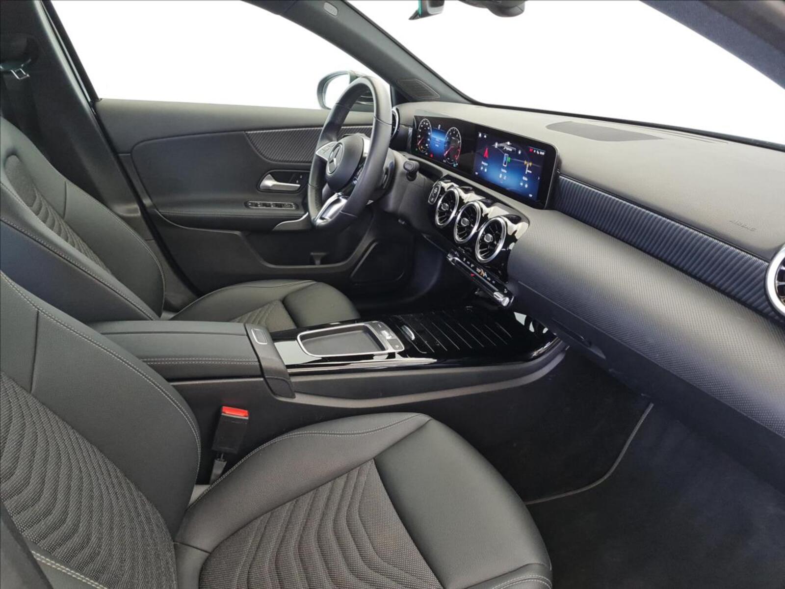 Mercedes-Benz Třídy A 12