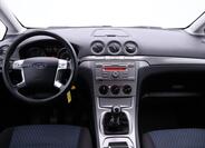 Ford Galaxy 17