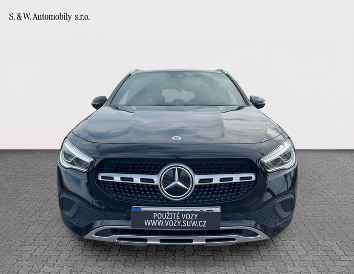 Mercedes-Benz GLA 3