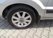 Ford Fusion 6