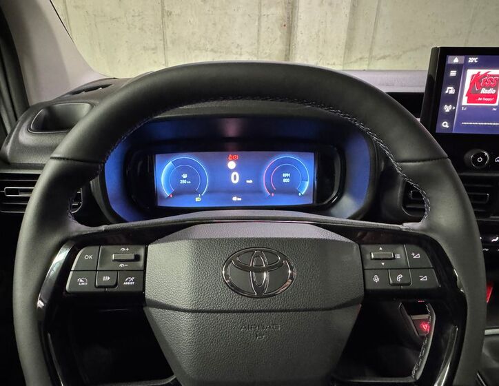 Toyota ProAce City Verso 16