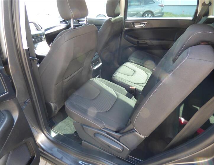 Ford S-MAX 42