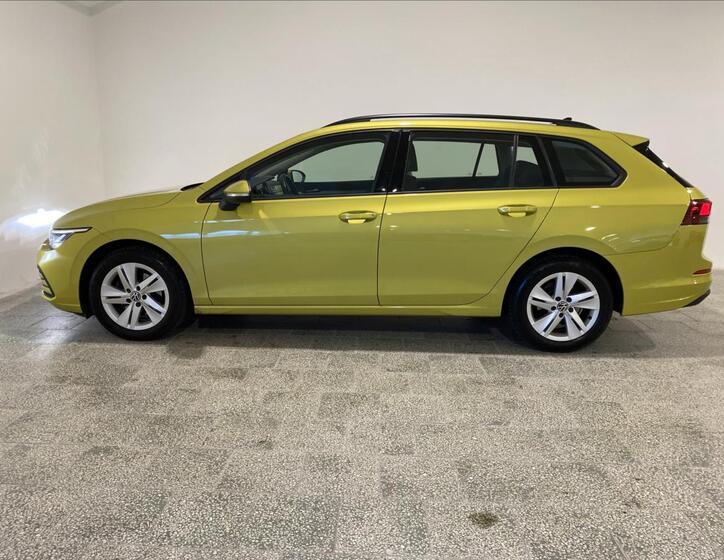 Volkswagen Golf 22