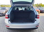 Škoda Superb 9