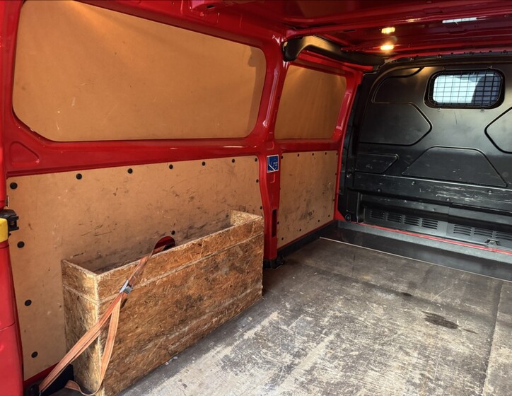 Ford Transit Custom 19