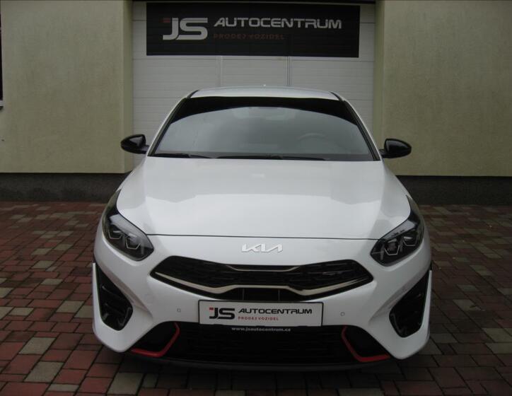 KIA ProCeed 3