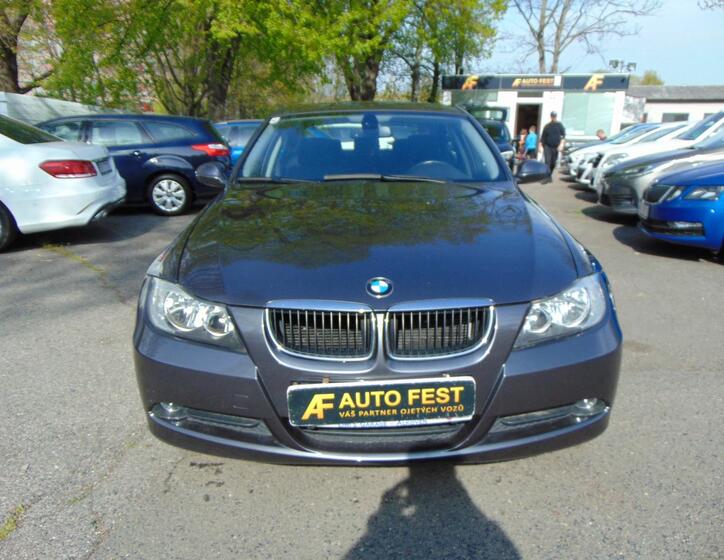 BMW Řada 3 2