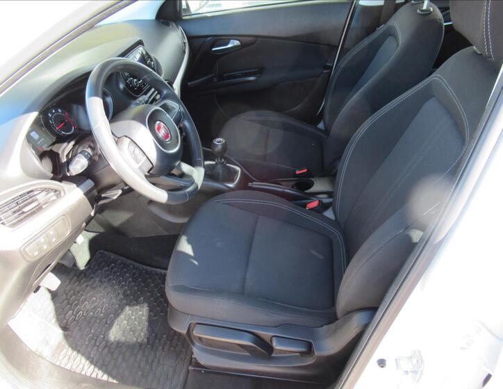 Fiat Tipo 12