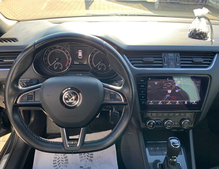 Škoda Octavia 12