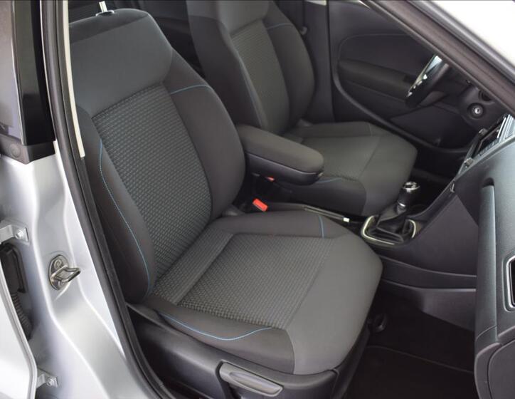 Volkswagen Polo 10