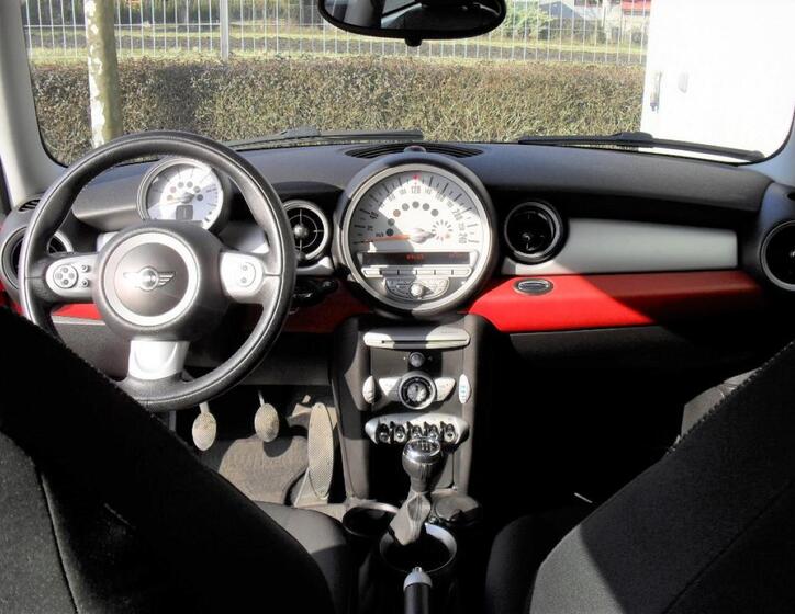 Mini Cooper 19