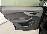 Audi Q8 29