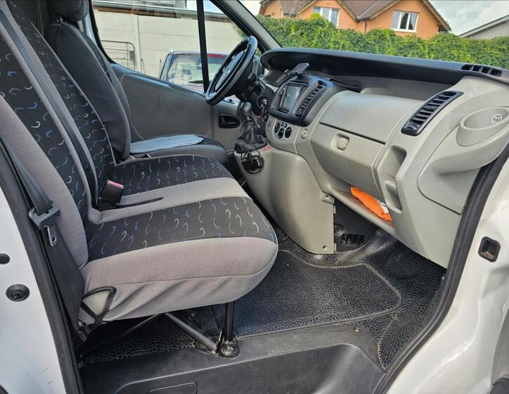 Renault Trafic 15