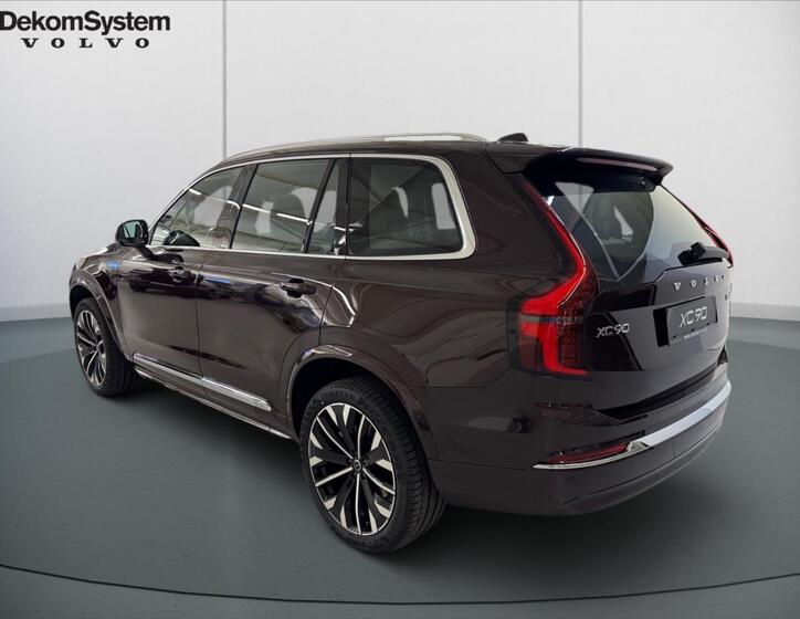 Volvo XC90 4