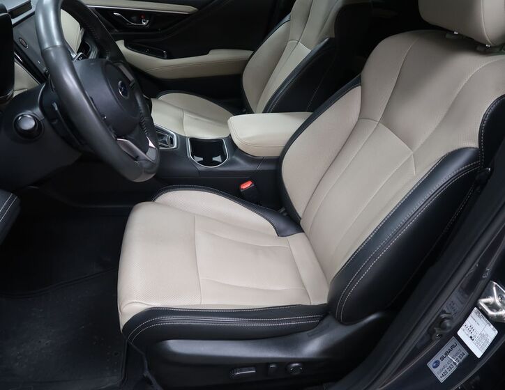 Subaru Outback 9