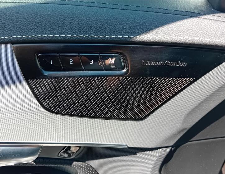 Volvo XC90 18