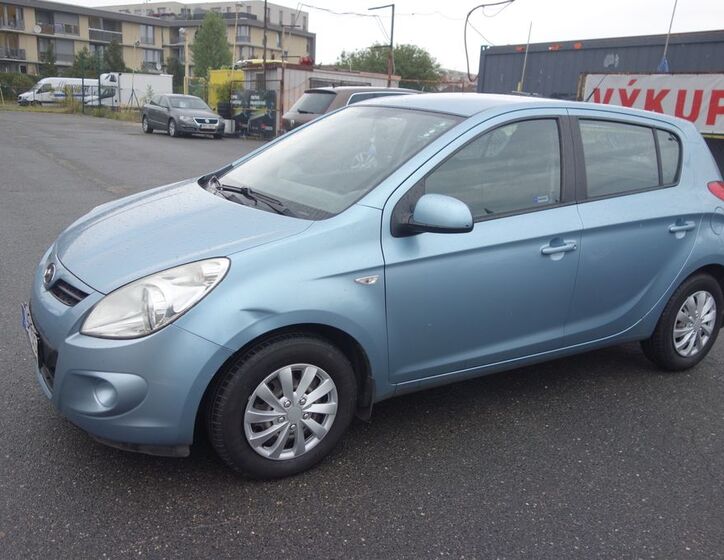 Hyundai i20 9