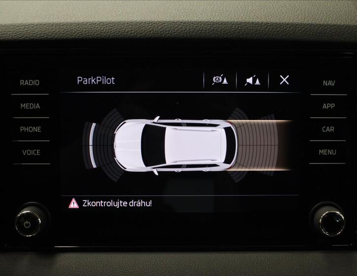 Škoda Karoq 25