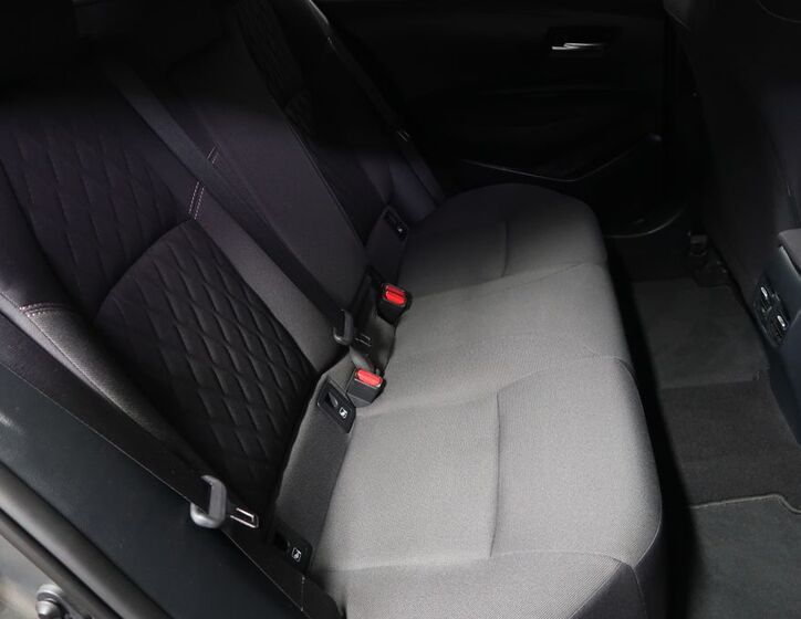Toyota Corolla 12
