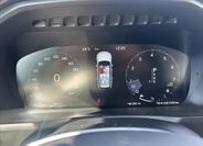 Volvo XC90 13